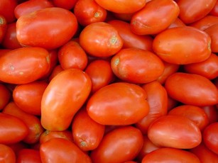 Куриные голени в томатном соусе